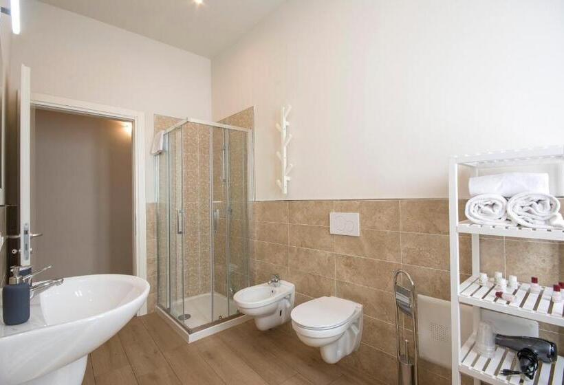 آپارتمان 1 خوابه با چشم‌انداز باغ, Piazza Paradiso Accommodation