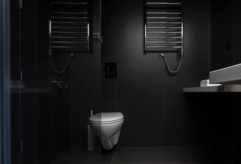 デラックススタジオ, Quinta Dos Peixes Falantes