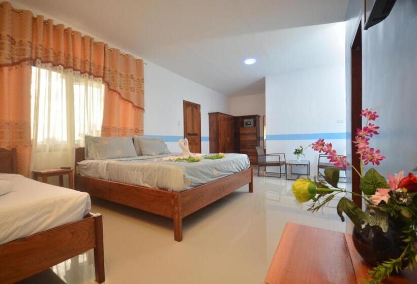 اتاق لوکس با تخت بزرگ, White Summerville Tourist Inn