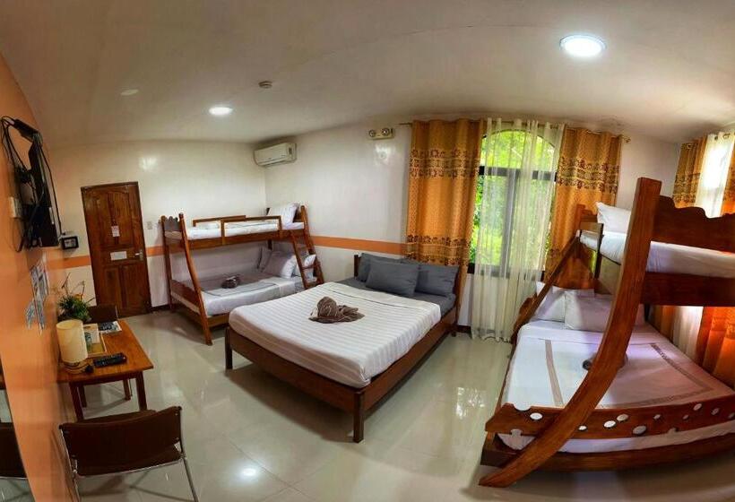 Семейный Номер, White Summerville Tourist Inn