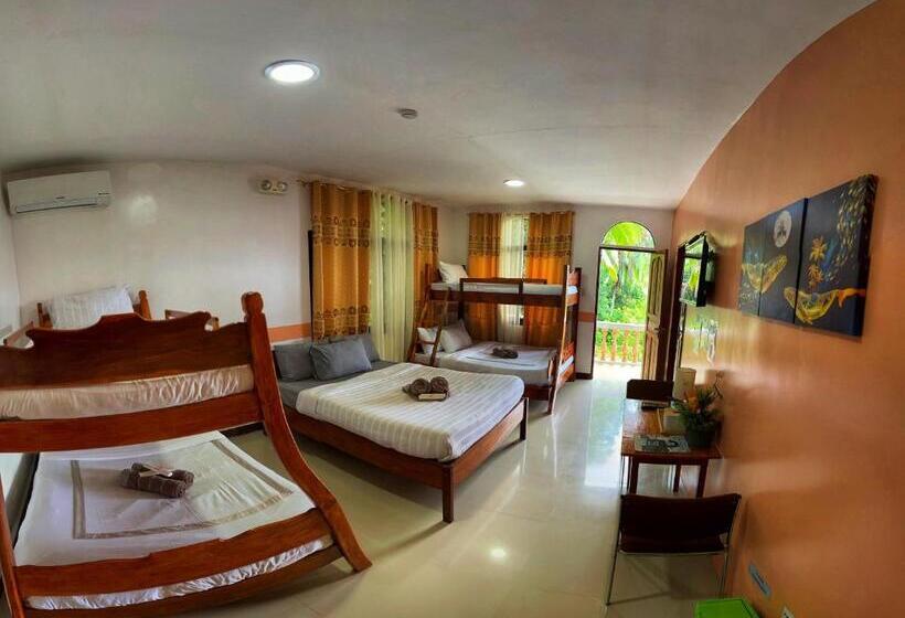 اتاق خانوادگی, White Summerville Tourist Inn