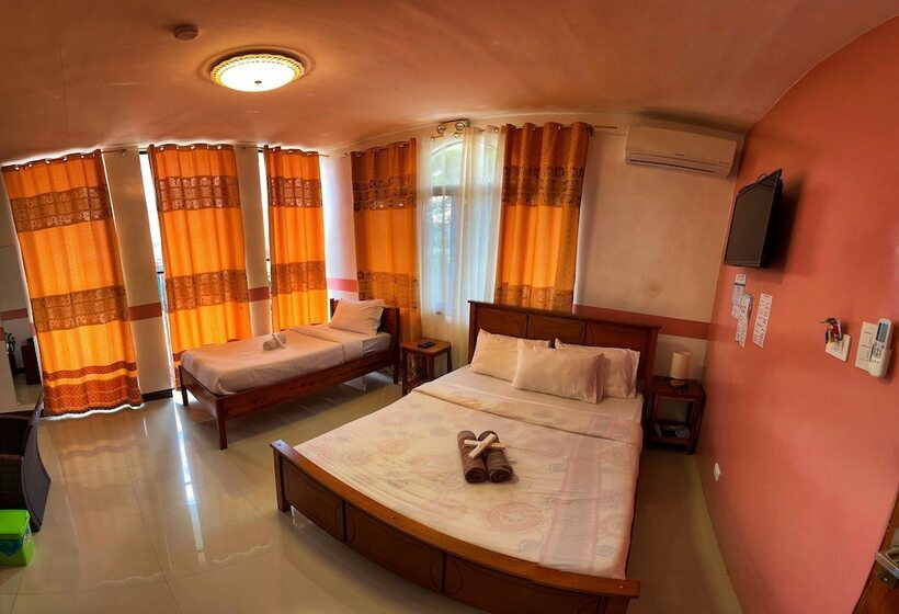 اتاق لوکس, White Summerville Tourist Inn