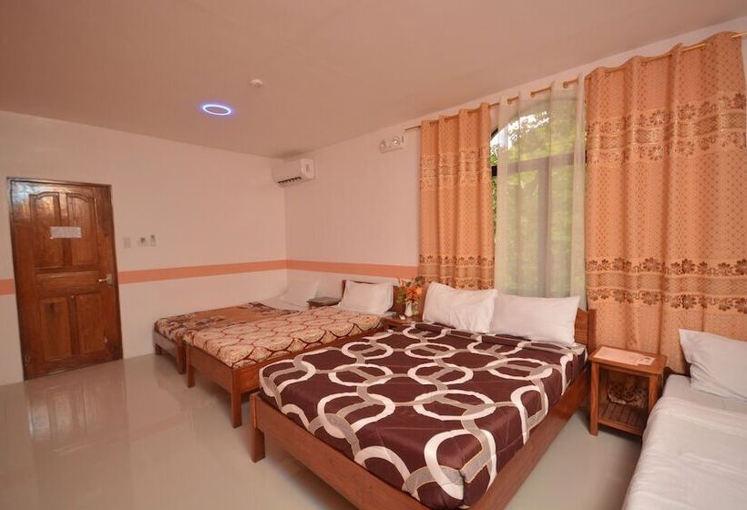 اتاق خانوادگی, White Summerville Tourist Inn