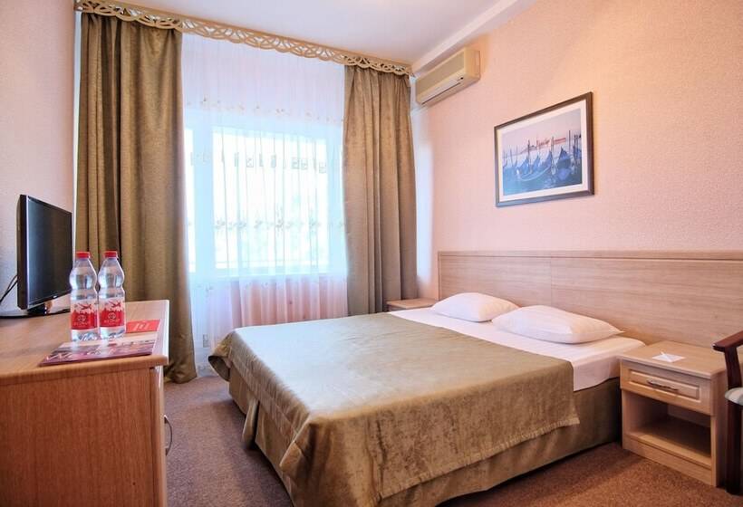 اتاق خانوادگی, Azimut Hotel Prometey Nebug Tuapse