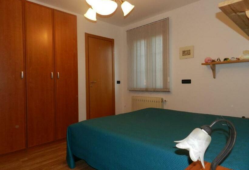 家庭间, Al Sol Levante