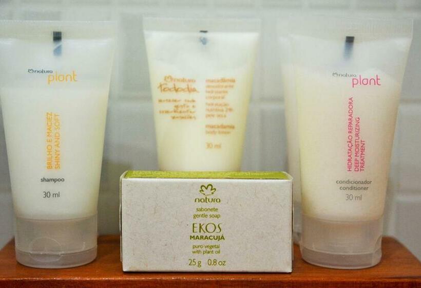 اتاق لوکس با تراس, Pousada Caminho Da Praia