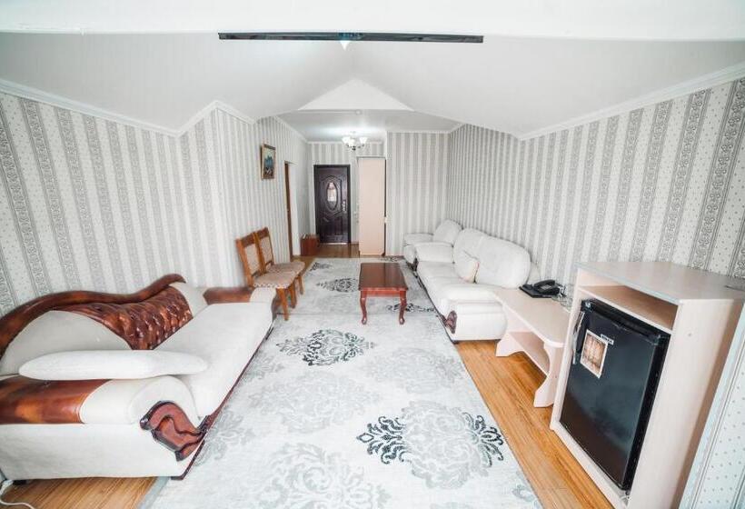 سوییت, Sunrise Guest House