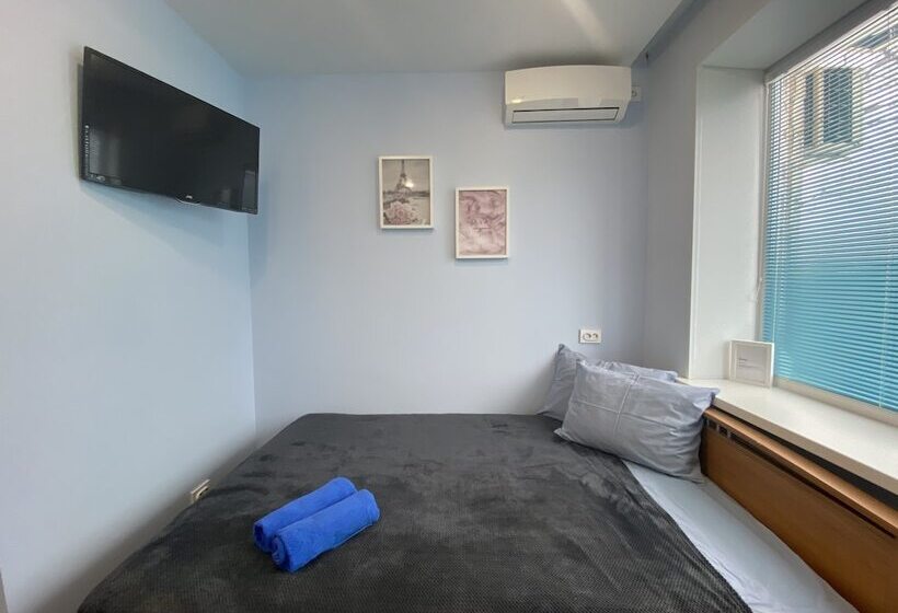 اتاق استاندارد با چشم‌انداز دریا, Hostel Abordage