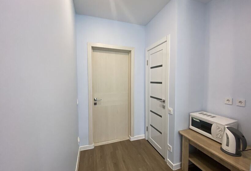 اتاق استاندارد با چشم‌انداز دریا, Hostel Abordage