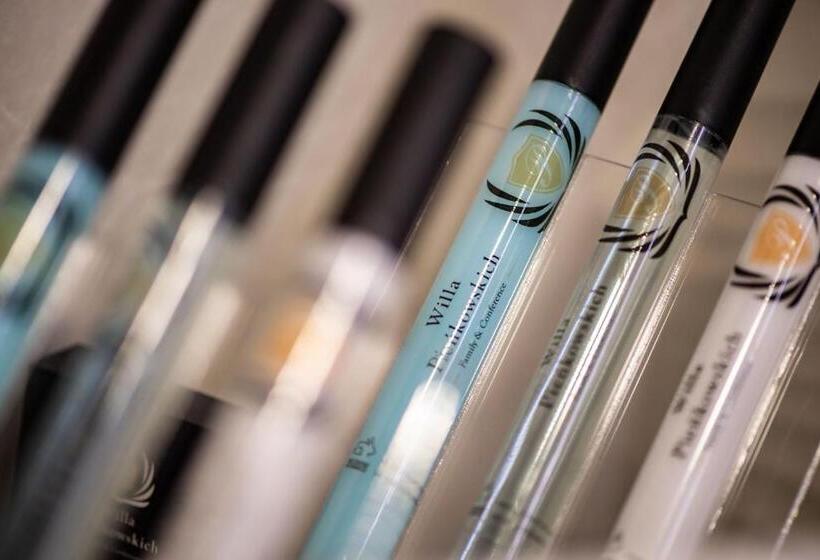 جناح مزود بتراس, Willa Pieńkowskich