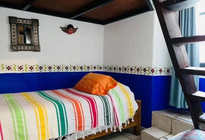 اتاق استاندارد چهار تخته, Casa De Pita