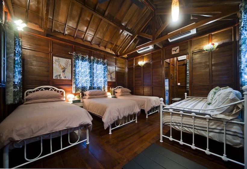 חדר בסיסי לארבעה, Bilut Hills @ Bentong