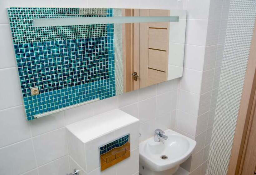 شقة غرفة واحدة, Modern History Apartments