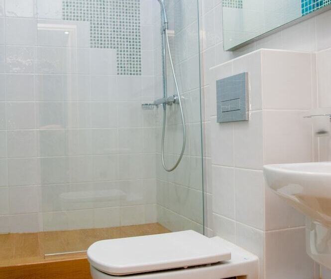 شقة غرفة واحدة, Modern History Apartments