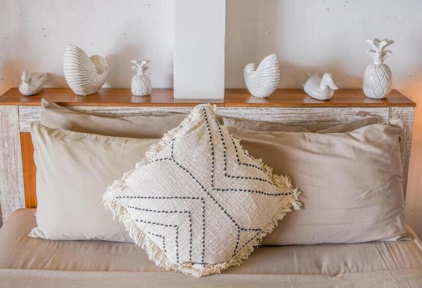 Quarto Estandar, Le Cliff Bali