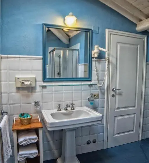استودیوی استاندارد, Residence Villa Piani