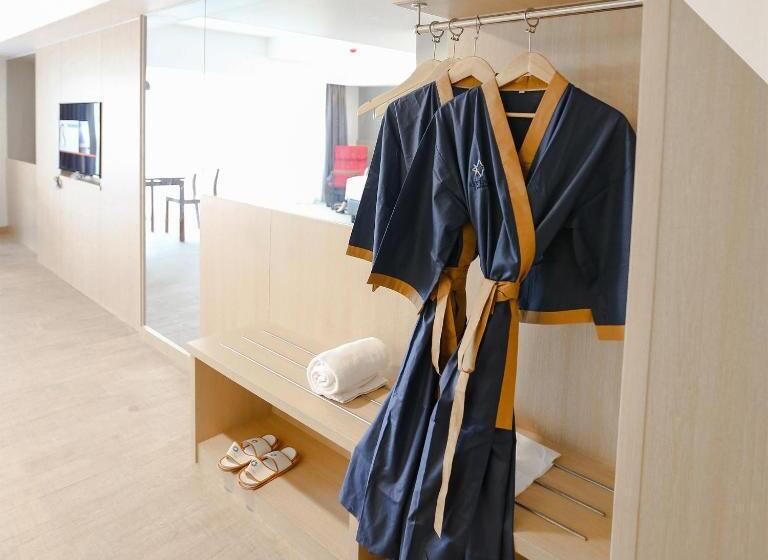 جناح, Aveta Hotel Malioboro