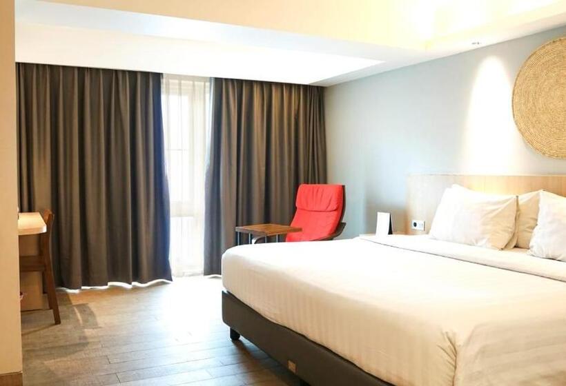 غرفة ديلوكس مزودة بشرفة, Aveta Hotel Malioboro