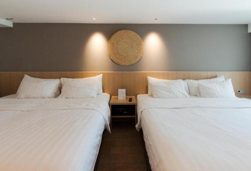 غرفة عائلية, Aveta Hotel Malioboro