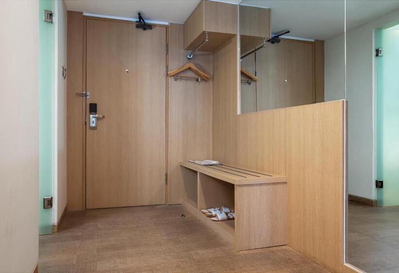 غرفة ديلوكس مزودة بشرفة, Aveta Hotel Malioboro