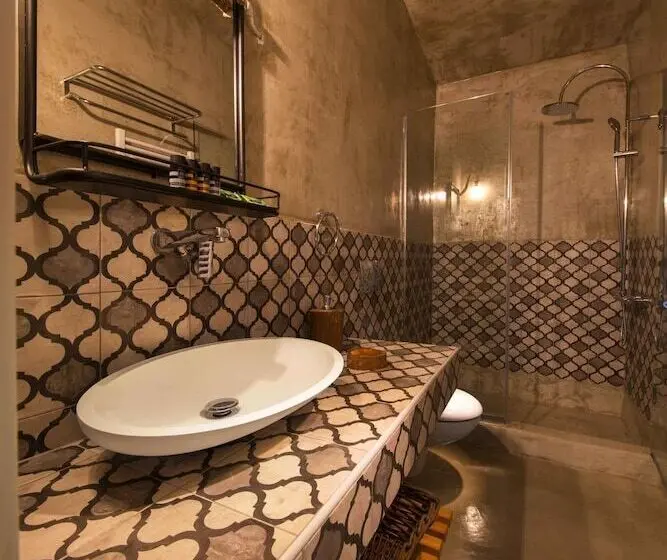 ویلا دلوکس 2 خوابه, Anemoessa Luxury Villas