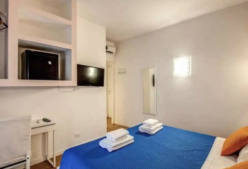 اتاق استاندارد سه نفره, Residenza Giulia Al Colosseo