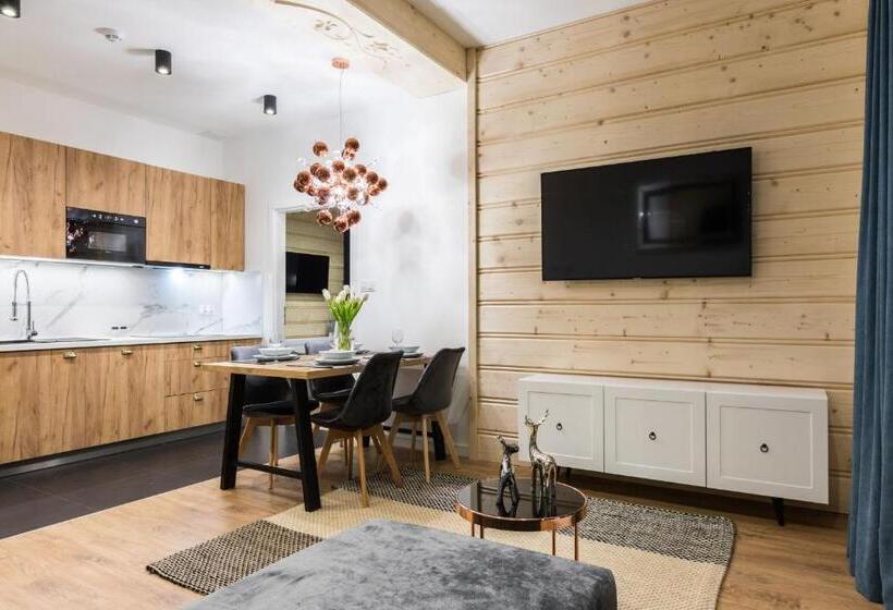 آپارتمان لوکس 1 خوابه, Aparthotel Diamond Spa Family