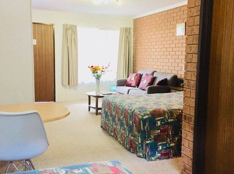 חדר משפחתי, Colonial Motor Inn Pambula