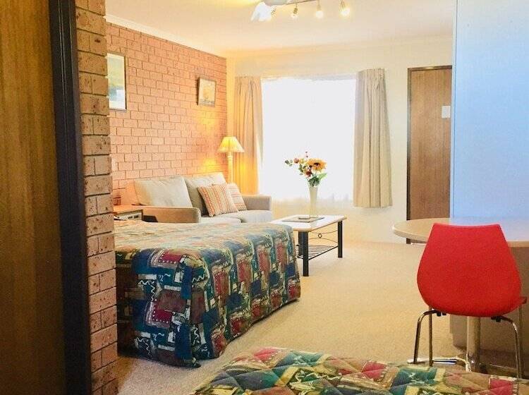 חדר משפחתי, Colonial Motor Inn Pambula