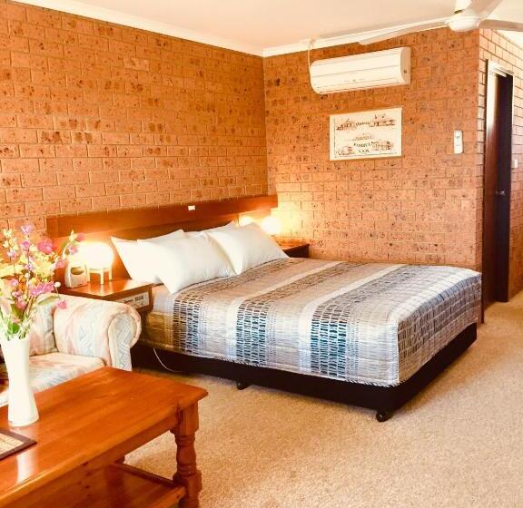 חדר סטנדרט יחיד, Colonial Motor Inn Pambula