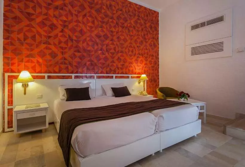 بانگلوی استاندارد, El Mouradi Djerba Menzel