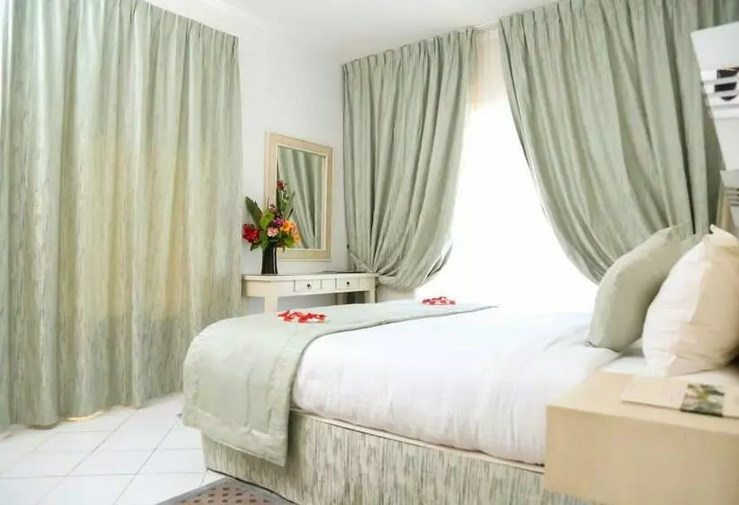 استودیوی استاندارد, Golden Carthage Residences