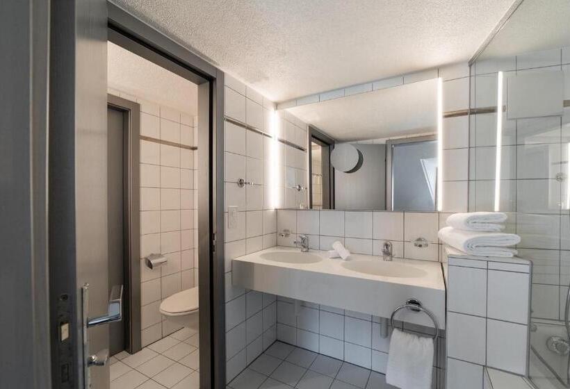 غرفة عائلية, Stockalperhof