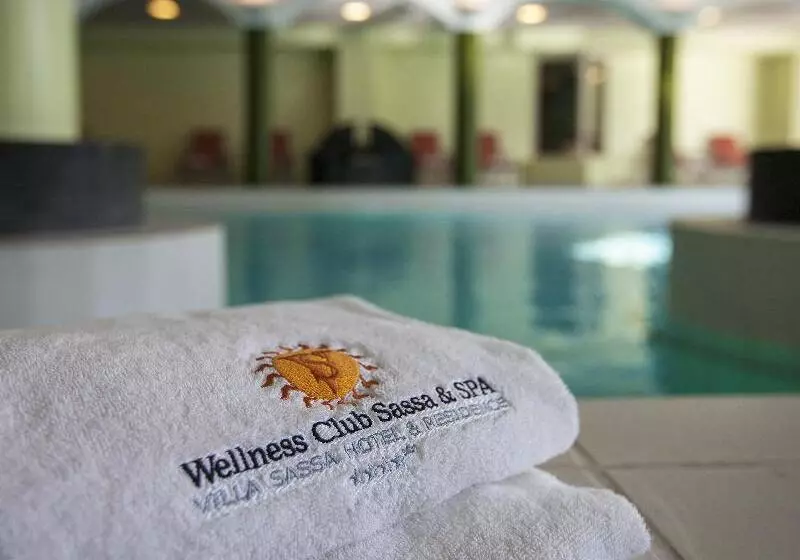 اتاق راحتی, Villa Sassa