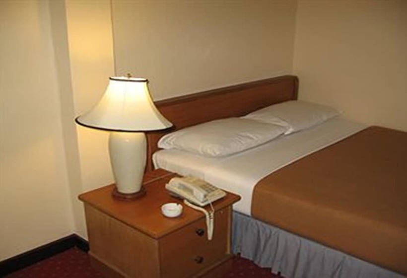 اتاق سوپریور, Wall Street Inn, Bangkok