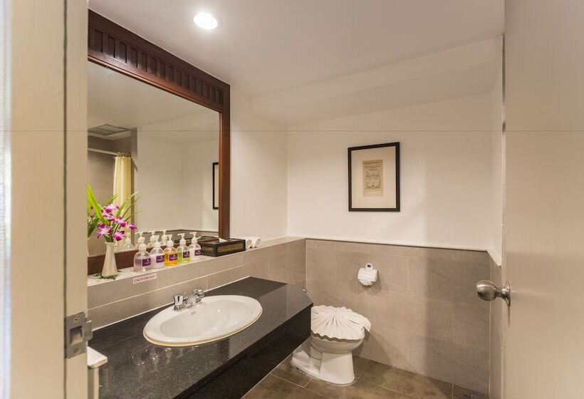 풀장 전망 디럭스 룸, Phuket Orchid Resort And Spa