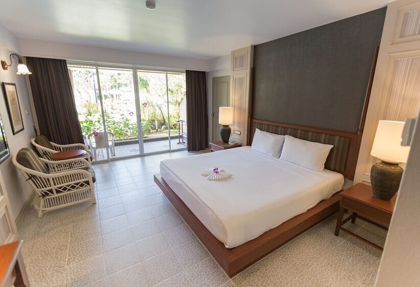풀장 전망 디럭스 룸, Phuket Orchid Resort And Spa