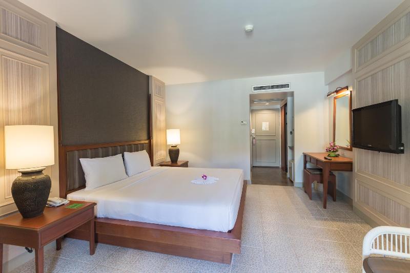 풀장 전망 디럭스 룸, Phuket Orchid Resort And Spa