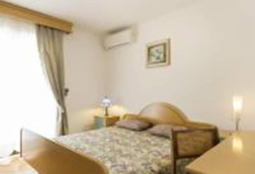 带阳台的豪华间, Villa Allegria