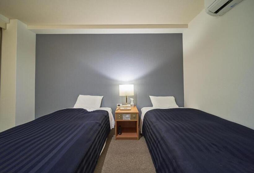 이코노미 룸, First Stay Amagasaki