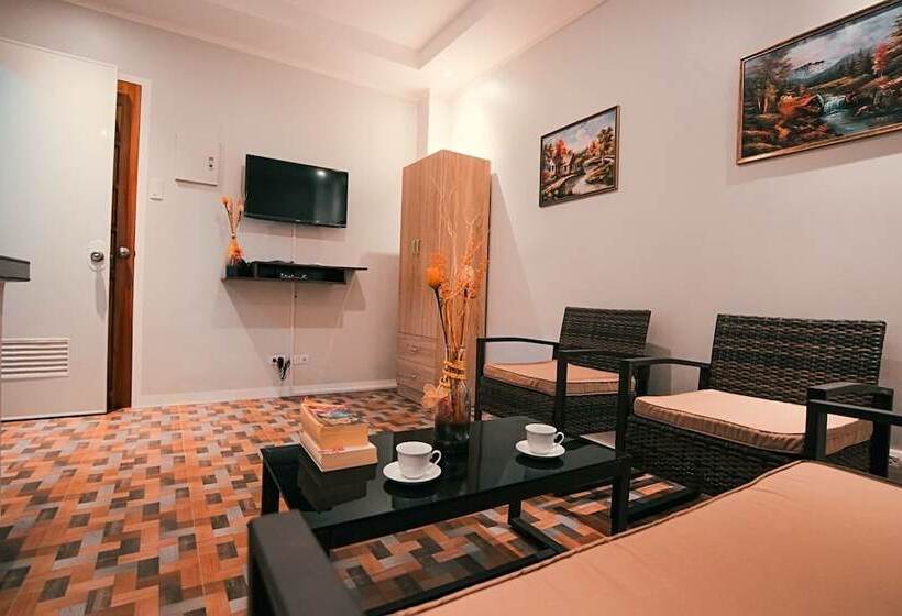 استودیوی لوکس, Kingswick Residences & Lodge