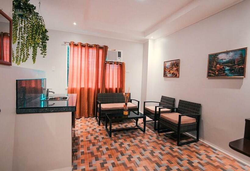 استودیوی لوکس, Kingswick Residences & Lodge