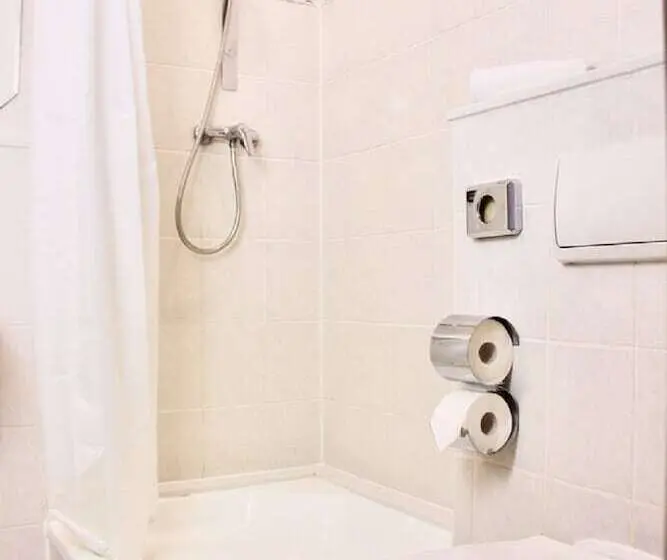 اتاق استاندارد یک نفره, Parkhotel Viktoria