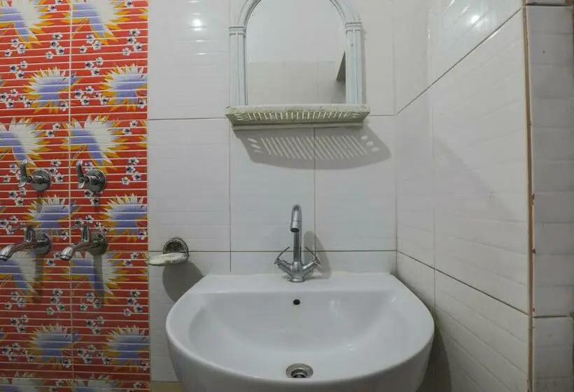 Standard-huone, Sweet Home Dx I Nearby New Delhi Railway Station