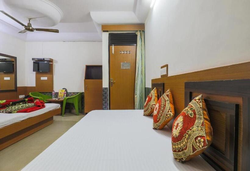 غرفة أساسية ثلاثية, Sweet Home Dx I Nearby New Delhi Railway Station