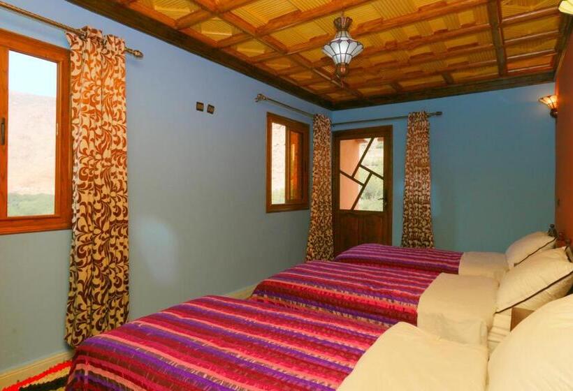 غرفة قياسية ثلاثية مزودة بشرفة, Atlas Imoula