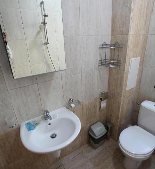 デラックススタジオ, Villa Salena