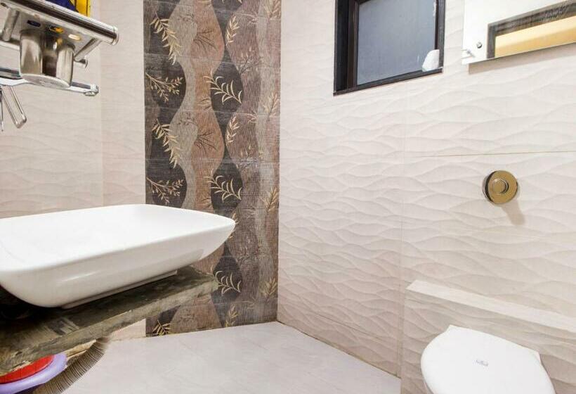 高级大房间, Fabexpress Travelers Lodge