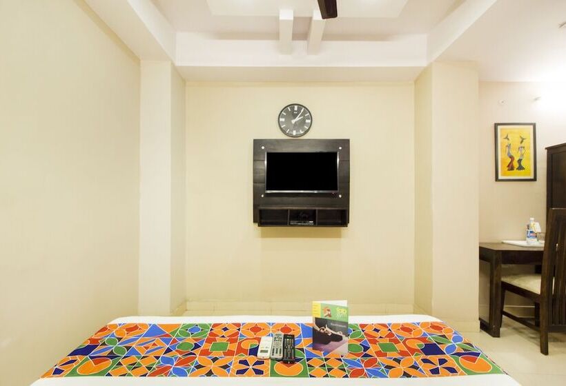 豪华房间, Fabexpress Travelers Lodge