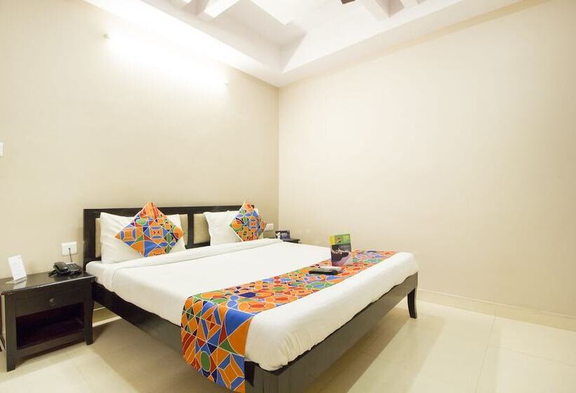 豪华房间, Fabexpress Travelers Lodge